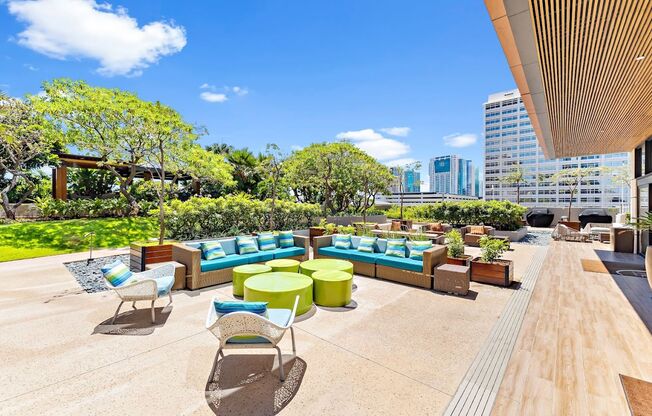 1 bed, 1 bath, 881 sqft, $4,800, Unit 1514