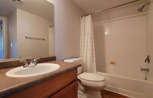 2 beds, 2 baths, $1,450, Unit UNIT 1156