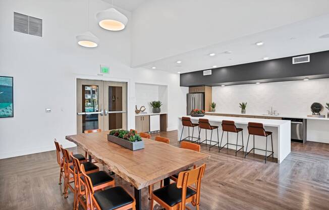 the preserve at ballantyne commons dining room and kitchen