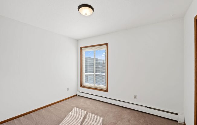 2 beds, 1 bath, 1,000 sqft, $1,525, Unit 2190-306