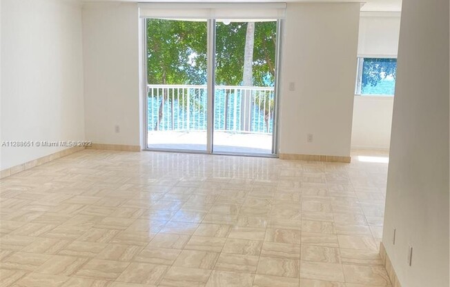 1420 Brickell Bay Dr