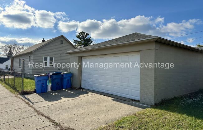 3 beds, 1 bath, $1,375