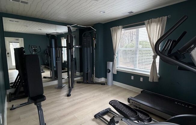 3 beds, 2 baths, 1,070 sqft, $1,495, Unit 2330F