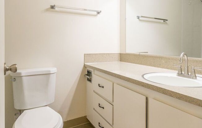 2 beds, 2 baths, 1,092 sqft, $1,899, Unit 46