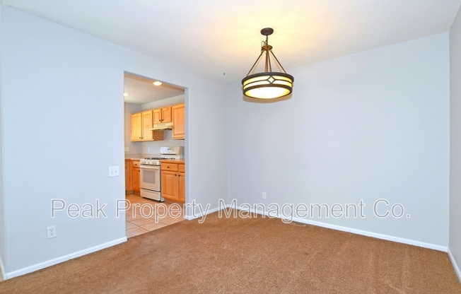 2203 COPPER CRK DR