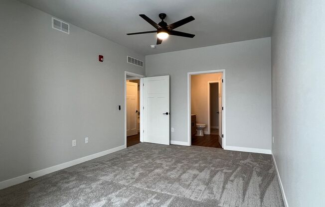 2 beds, 2 baths, 1,220 sqft, $2,650, Unit WR 305-200