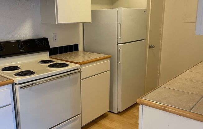 1 bed, 1 bath, 660 sqft, $1,239, Unit OPA-339