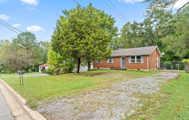 Renovated 3 Bedroom Dog Friendly Home For Rent on Lafayette Road!
