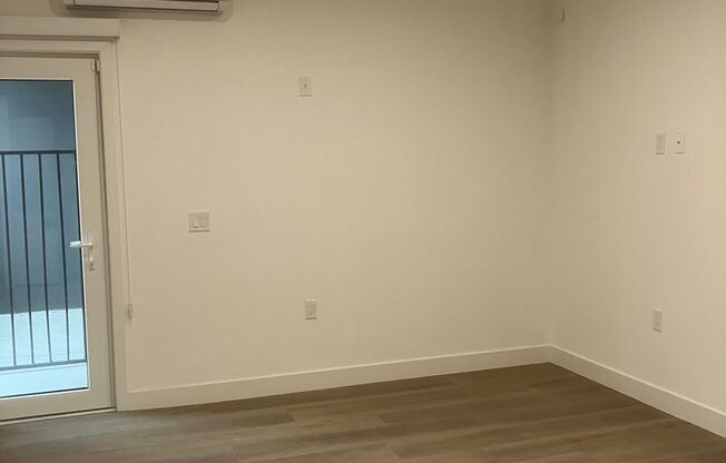 Studio, 1 bath, 600 sqft, $1,750, Unit Studio 5