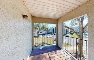 Charming 2nd Floor -  3/2 Condo in Walden Palms!