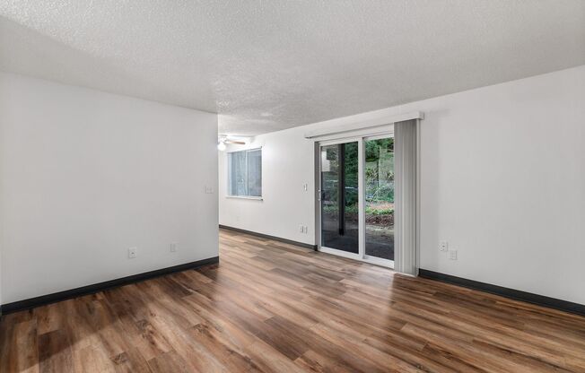 Shadow Wood Apartments