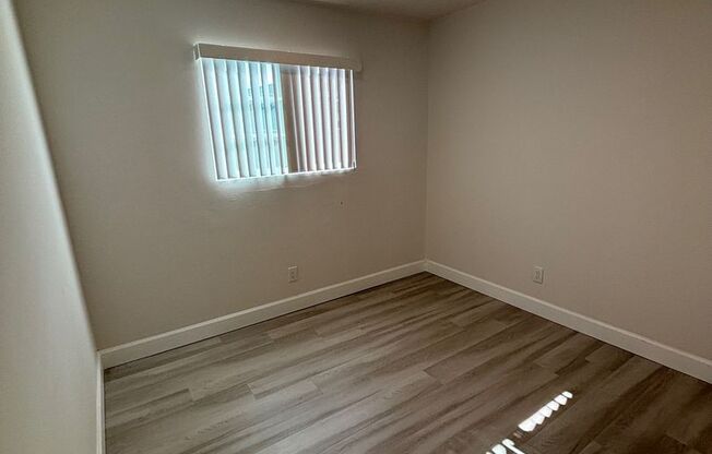3 beds, 1.5 baths, 1,050 sqft, $3,200, Unit 7002 C