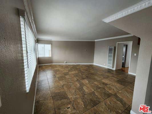 2 beds, 1 bath, 750 sqft, $3,025