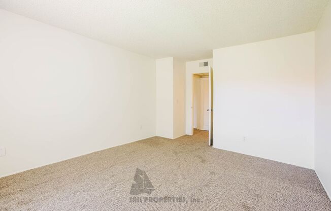 1 bed, 1 bath, $2,150, Unit #56