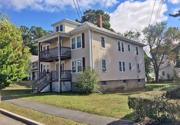 32 SAINT ANNS RD