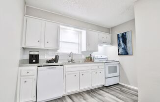 1 bed, 1 bath, 590 sqft, $825