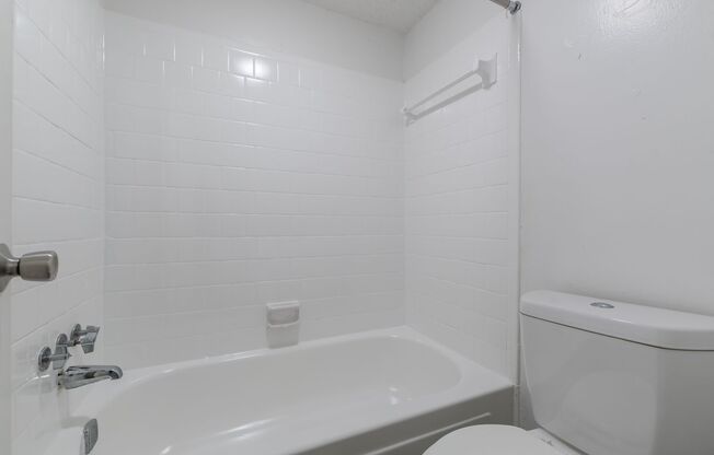 1 bed, 1 bath, 650 sqft, $1,126, Unit 3535-J15