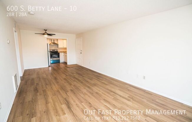 600 S BETTY LN