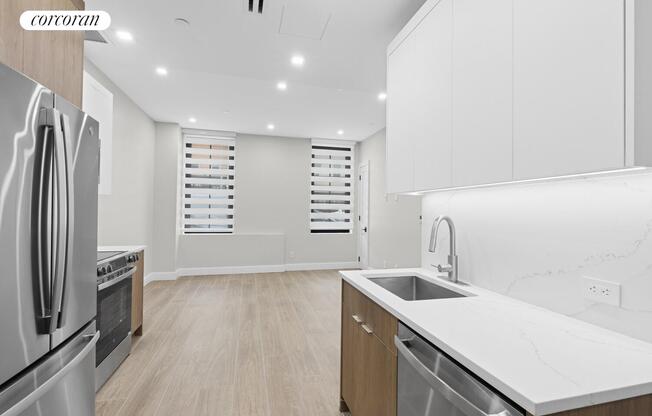 760 METROPOLITAN AVE