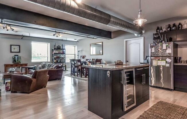 2 beds, 2.5 baths, 1,442 sqft, $2,350, Unit Jane 305