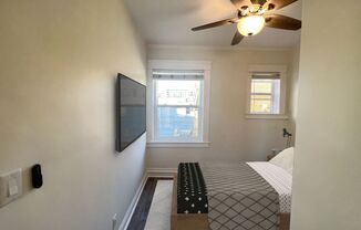 1 bed, 1 bath, $1,595, Unit 302