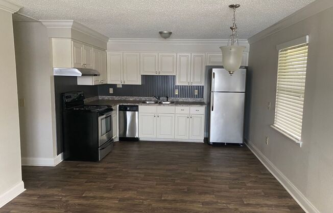 2 beds, 2 baths, 1,116 sqft, $1,349, Unit APT 5