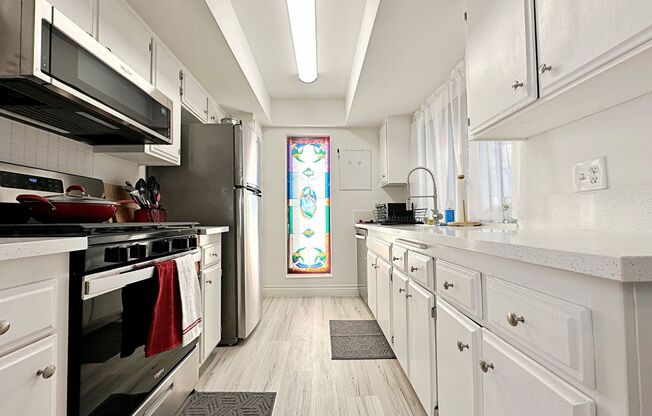 2 beds, 1 bath, $2,240, Unit # 206