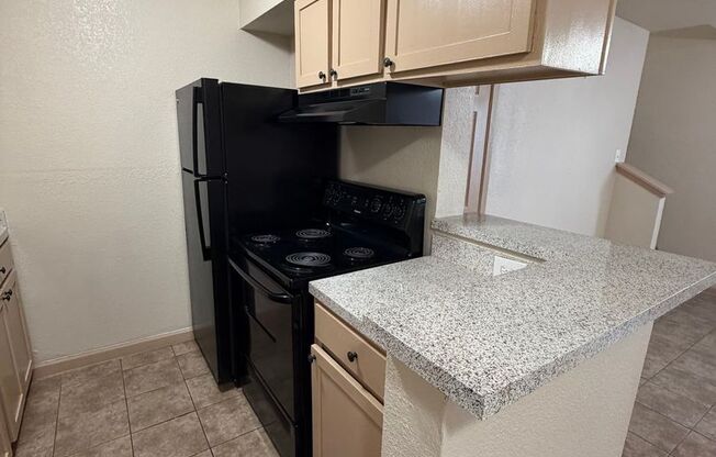 1 bed, 1 bath, 682 sqft, $905, Unit 413