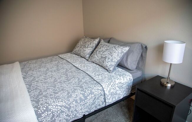 2 beds, 2 baths, $1,950