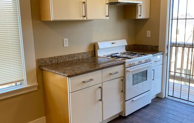 864 34th Street - 1196