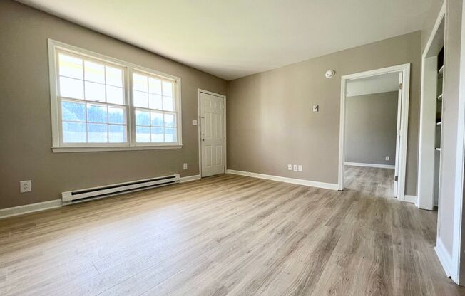 1 bed, 1 bath, 550 sqft, $775, Unit 6615O