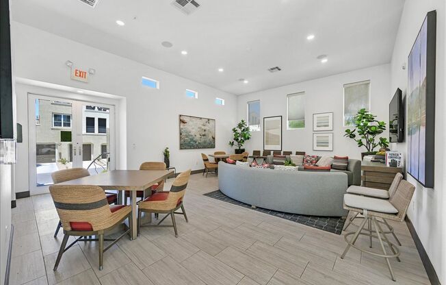 2 beds, 2 baths, $2,100