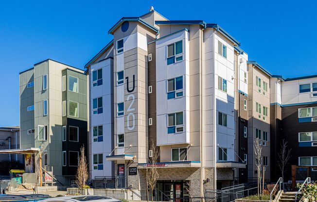 Studio, 1 bath, 222 sqft, $1,348, Unit U20 4536 Unit 208