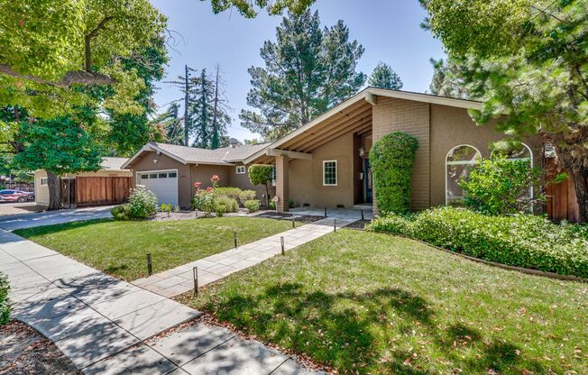 Recently Remodeled Home- Gourmet Kitchen- Near Downtown Campbell - 1 Primary Suite and 1 Junior Suite