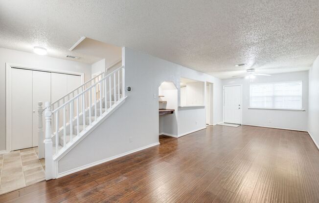 610 Starlinda Court