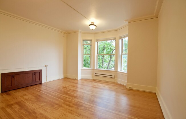 419 Queen Anne Avenue