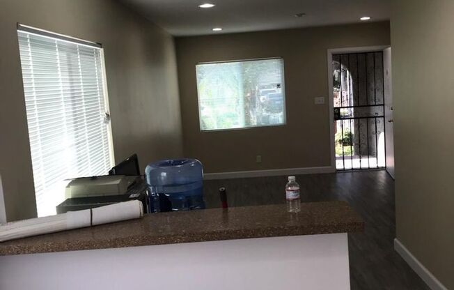 Beautifully remodeled 2 bed/2 bath home in Inglewood!
