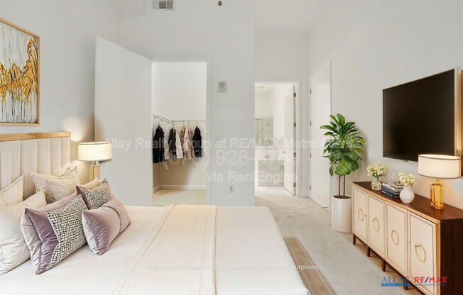 711 Cosmopolitan Dr NE