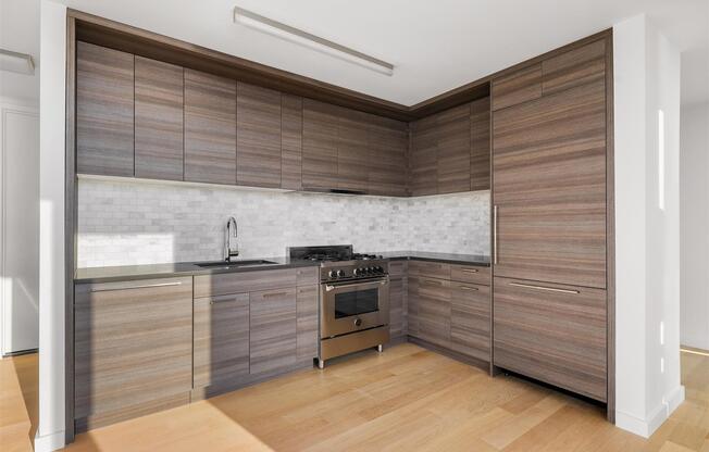 2 beds, 2 baths, $6,854, Unit PH50E