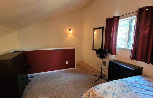 2 beds, 1 bath, 800 sqft, $2,100, Unit Mt. Bachelor Village Condo #207