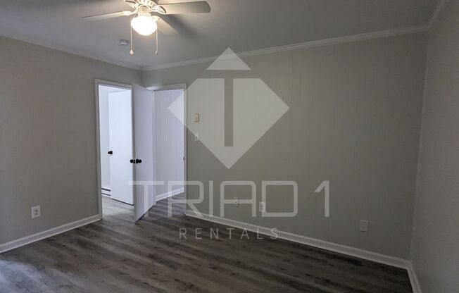 1 bed, 1 bath, 550 sqft, $750, Unit D