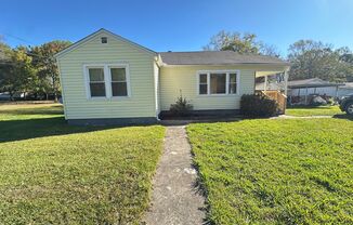 3 beds, 1 bath, $1,100