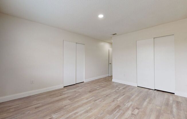 2 beds, 2 baths, 800 sqft, $1,800, Unit Unit 109