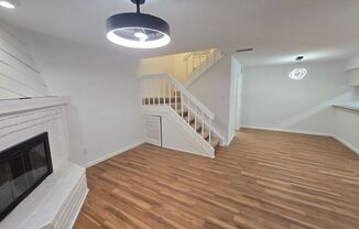 Updated Townhome Condo in Prime Location!