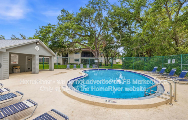 6010 LAKETREE LN