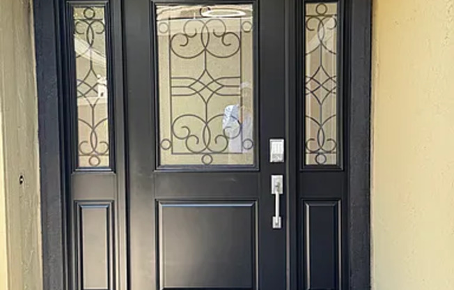 Almaden - Exectuve style 3 bedroom 2 bath single level townhouse
