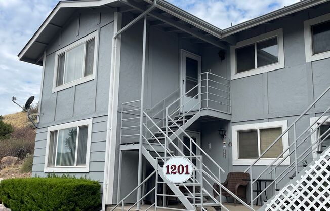 Convenient Florida Road Condo