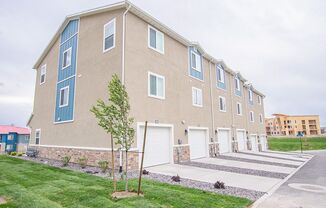 Gorgeous, 3-Story Premier Townhomes in The Boulders in Herriman. Spacious Floor Plan and Incredible Views!