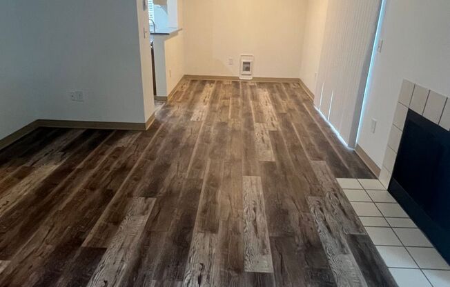 2 beds, 2 baths, 900 sqft, $1,850, Unit E201