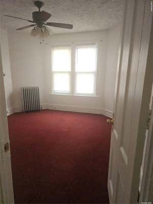 2 beds, 1 bath, $2,300